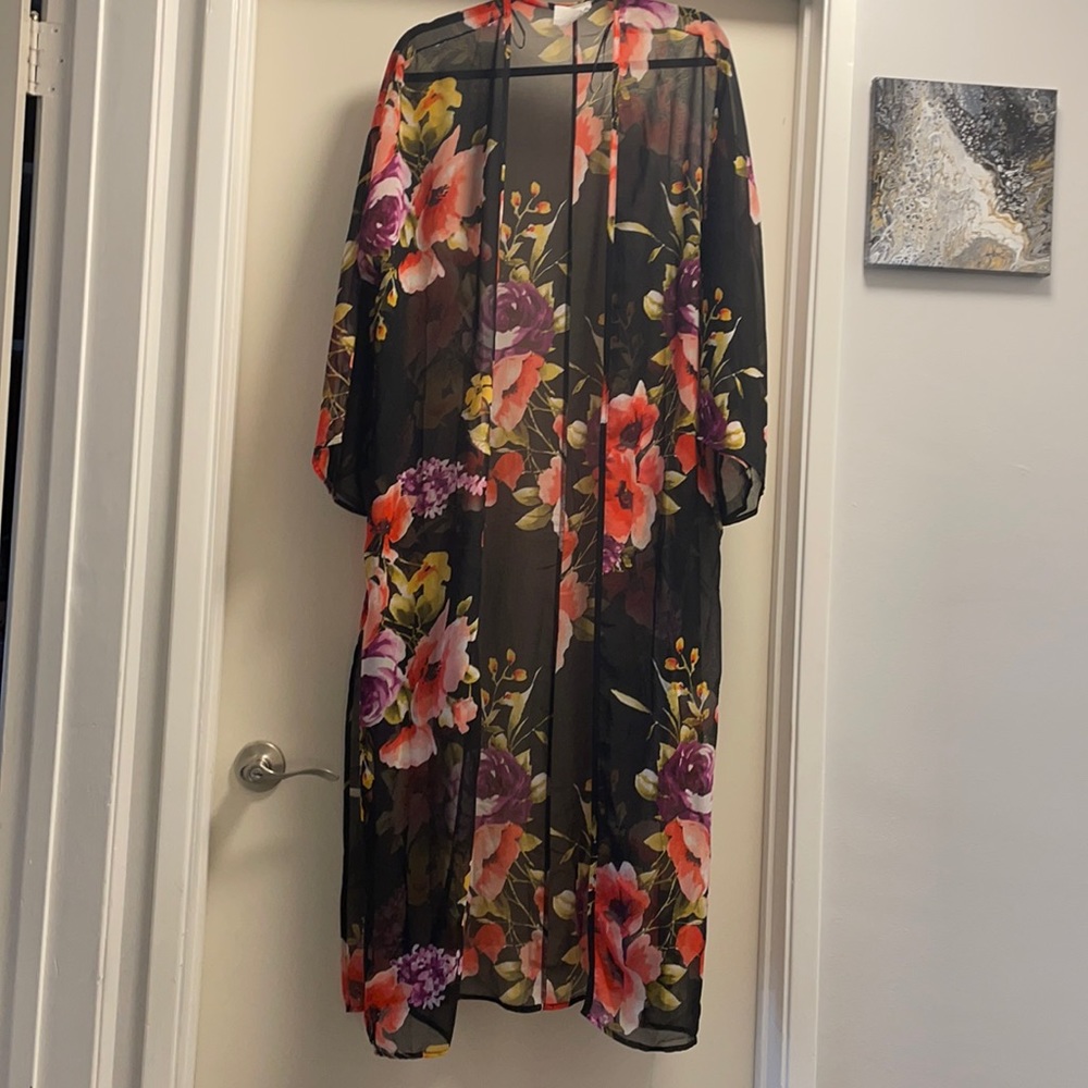 Long floral wrap